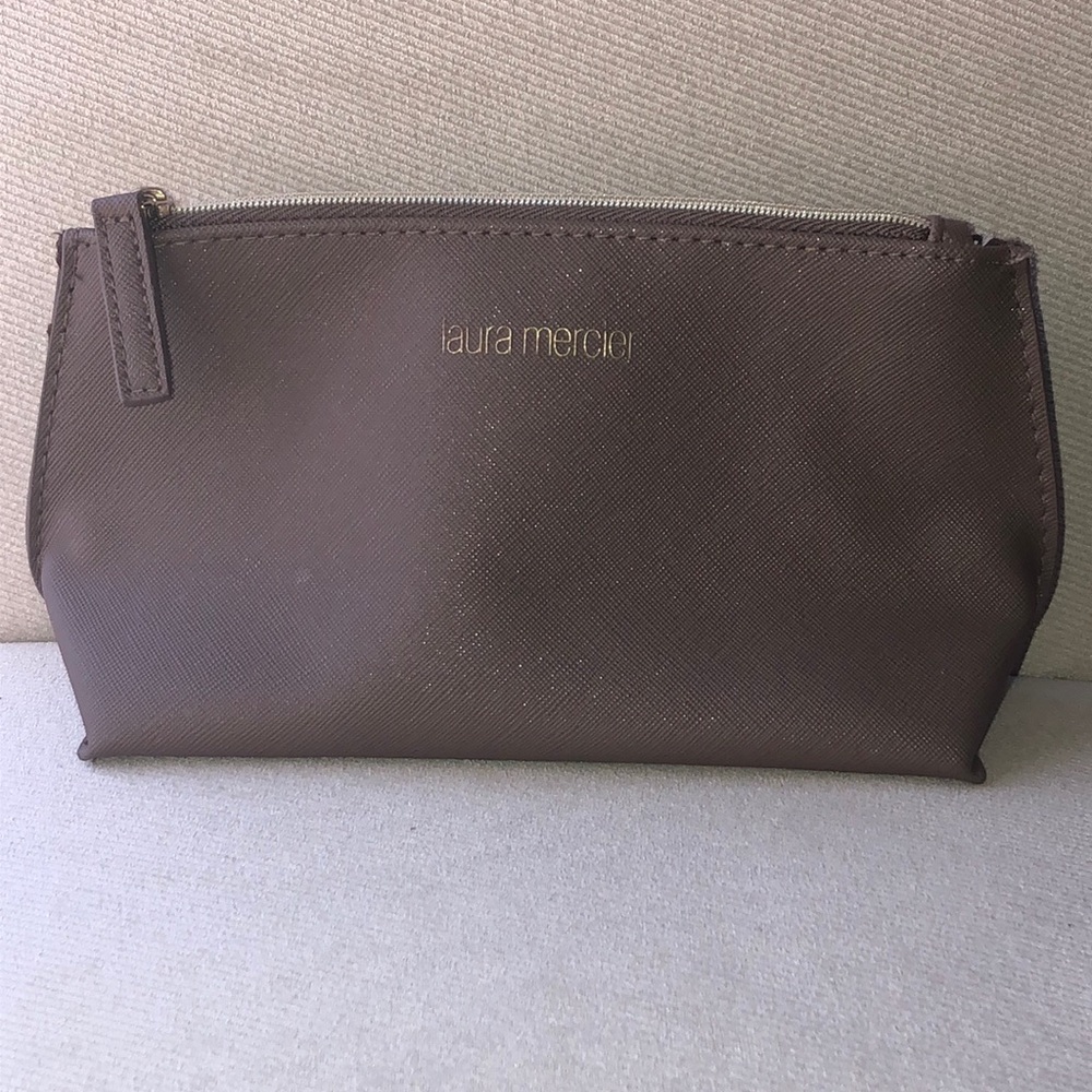 Laura Mercier Cosmetic Makeuo Bag Case in Taupe. - Picture 2 of 9